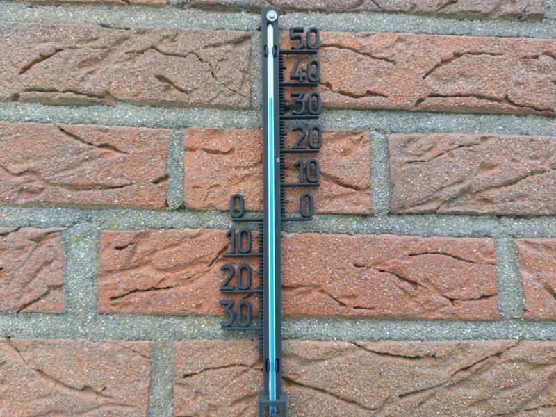 36 Grad Sommer 2022 in Kiel Thermometer 20.7.2022