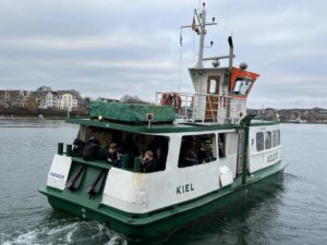 Adler I Fähre am 6.12.2022 im Nord-Ostsee-Kanal