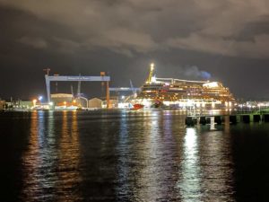 AIDAluna in Kiel Feuerwerk am 12.09.2021