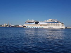 AIDAsol Kreuzfahrtschiff Kieler Förde 2021