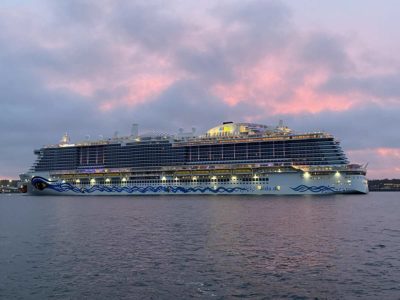 AIDAcosma 337 meter cruise ship in Kiel