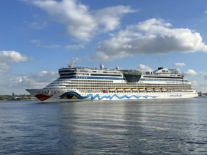 AIDAluna verlässt Kiel am 5.5.2022