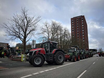 Farmers demonstrate access to the Exerzierplatz in Kiel January 8, 2024