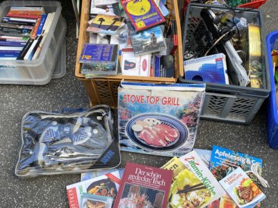Flea market Kiel CD's and books