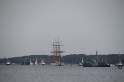 Sail training ship Gorch Fock with two minehunters Kieler Förde