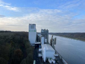 HaGe Silo Kiel am Nord-Ostsee-Kanal