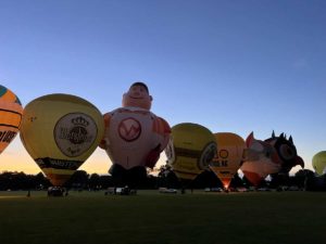 Kieler Woche 2022 Heißluftballons Night Glow