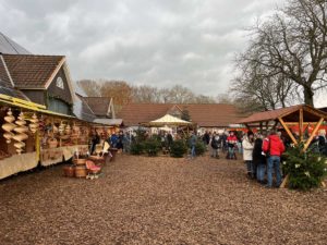 Historischer Weihnachtsmarkt Gut Steinwehr