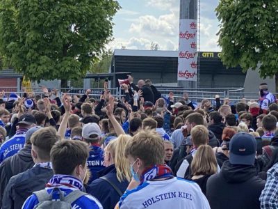 Fans Kiel - Darmstadt am Holsteinstadion 23.05.2021