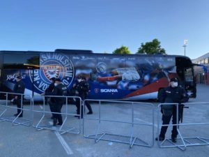 Holstein Kiel Mannschaftsbus am Holstein-Stadion