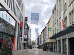 Holstenstraße Kiel an einem Sonntagvormittag