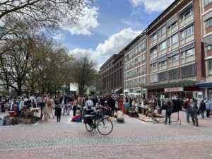 Kiel Holstenplatz Flohmarkt Kieler Innenstadt 1.5.2022
