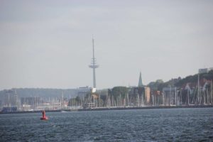 Blick von der Kieler Förde auf Kiel