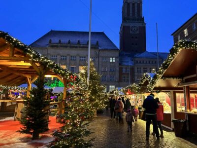 Kiel Christmas Village 2023 Christmas Market Kiel Rathausplatz
