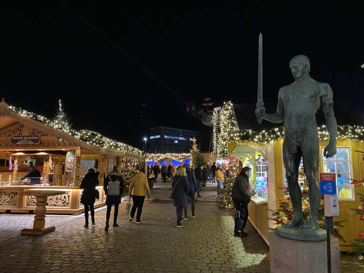 Kiel Christmas Village Rathausplatz Sword Bearer Statue