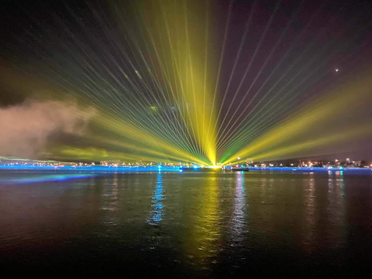 Kieler Woche Feuerwerk 2021 Lichtshow Laser