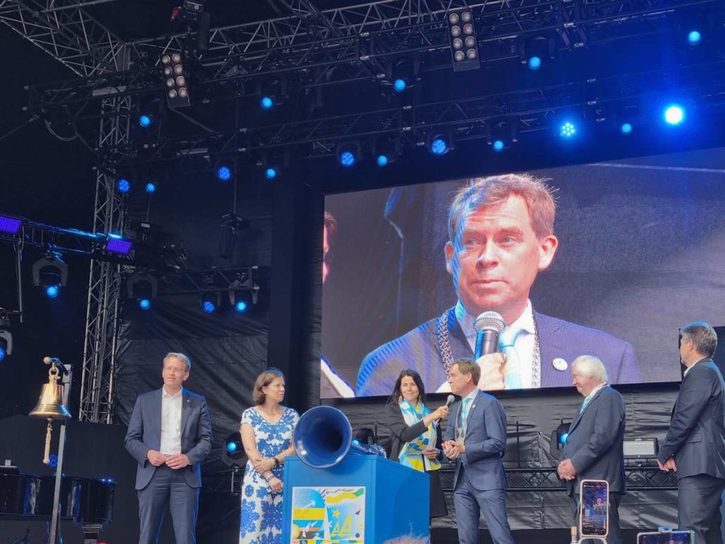 Kieler Woche Eröffnung 2022 Rathausplatz Rathausbühne Kiel