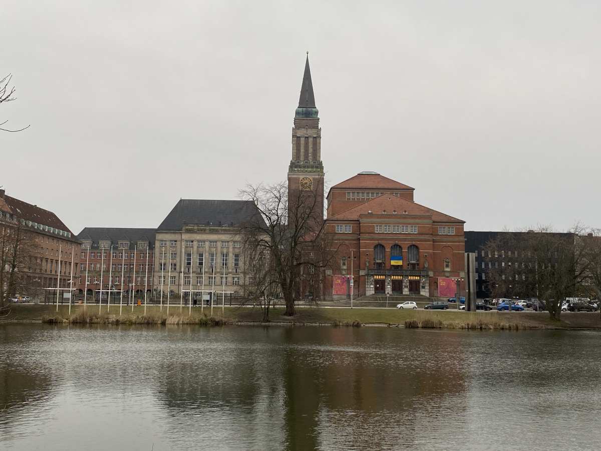 Kleiner Kiel - Opernhaus - Rathaus