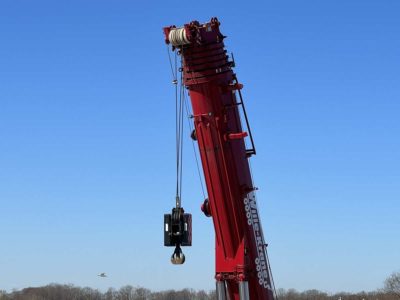 Heavy-duty crane in Schilksee
