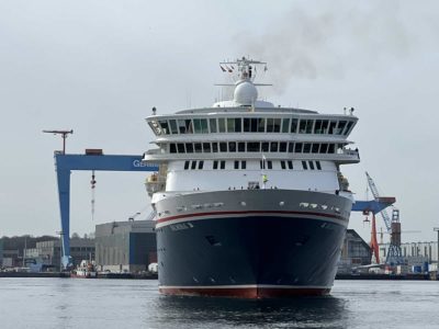 Cruise ship Balmoral arriving in Kiel turning in the Kiel Fjord