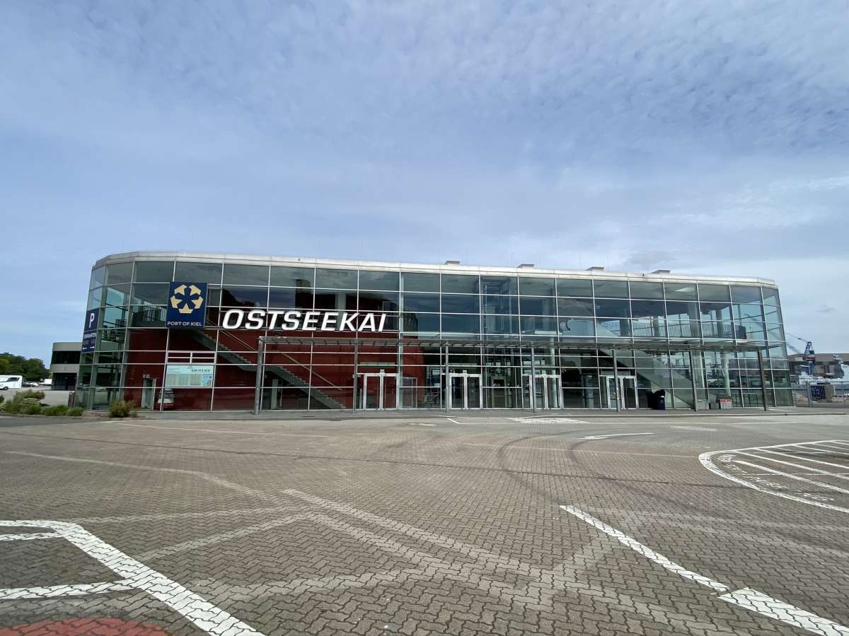 Kreuzfahrtterminal Kiel Ostseekai