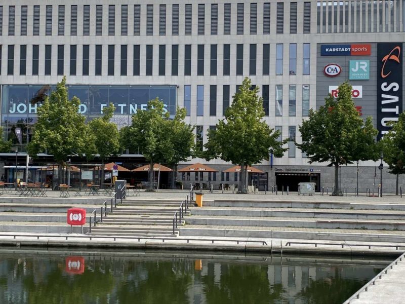 saturnjohnreedkielbootshafen We love Kiel