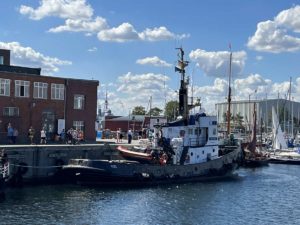 Schlepper Walross Kiel Seefischmarkt