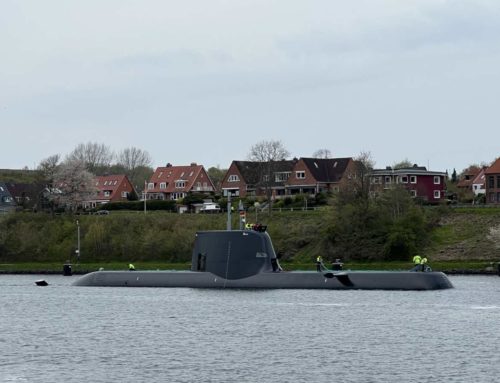70 meter submarine “Impeccable” in the Kiel Canal and the Kiel Fjord