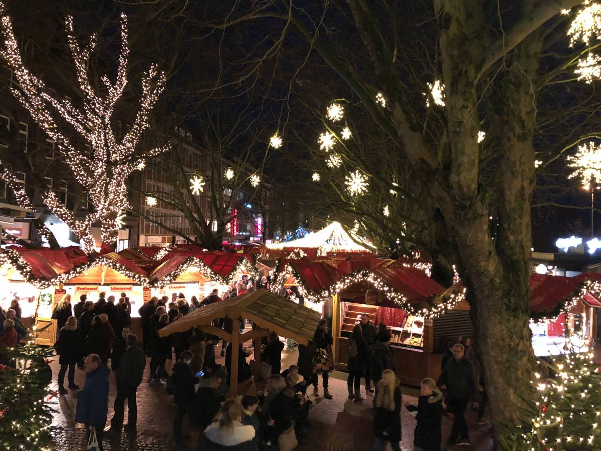 Christmas market Kiel Holstenplatz 2019