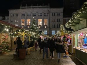 Weihnachtsdorf Rathausplatz Weihnachtsmarkt Kiel